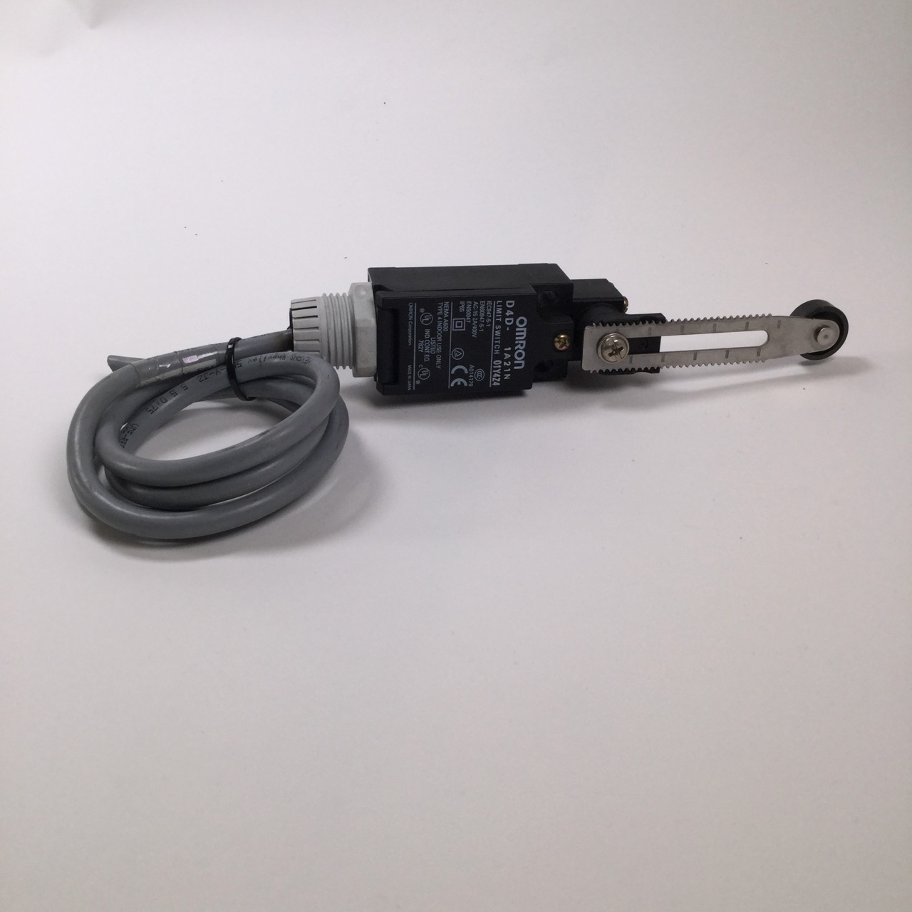 Omron D4D-1A21N Limit Switch Used UMP