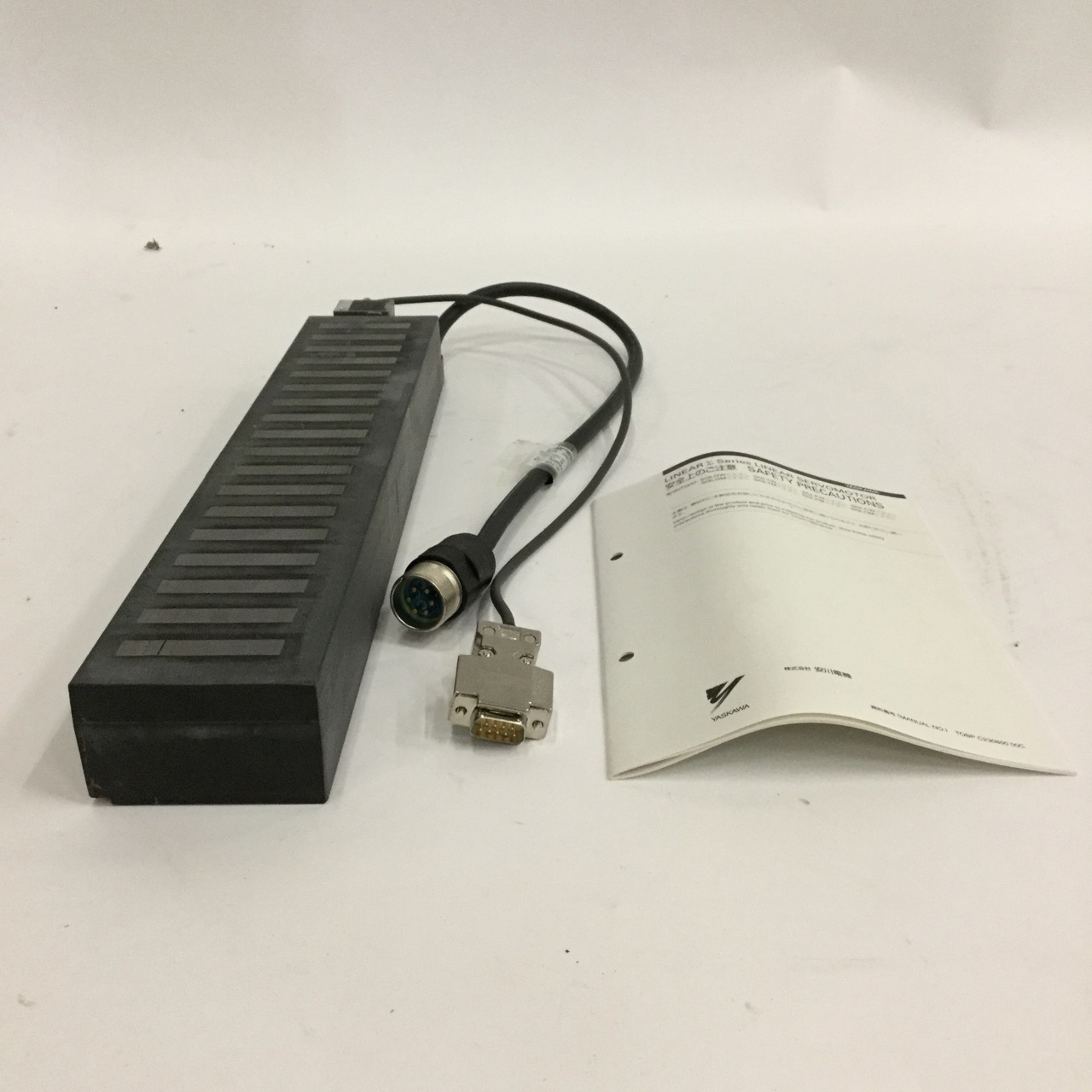 Yaskawa SGLFW-50A380BPD Linear Servo Motor 200V 840W New NFP