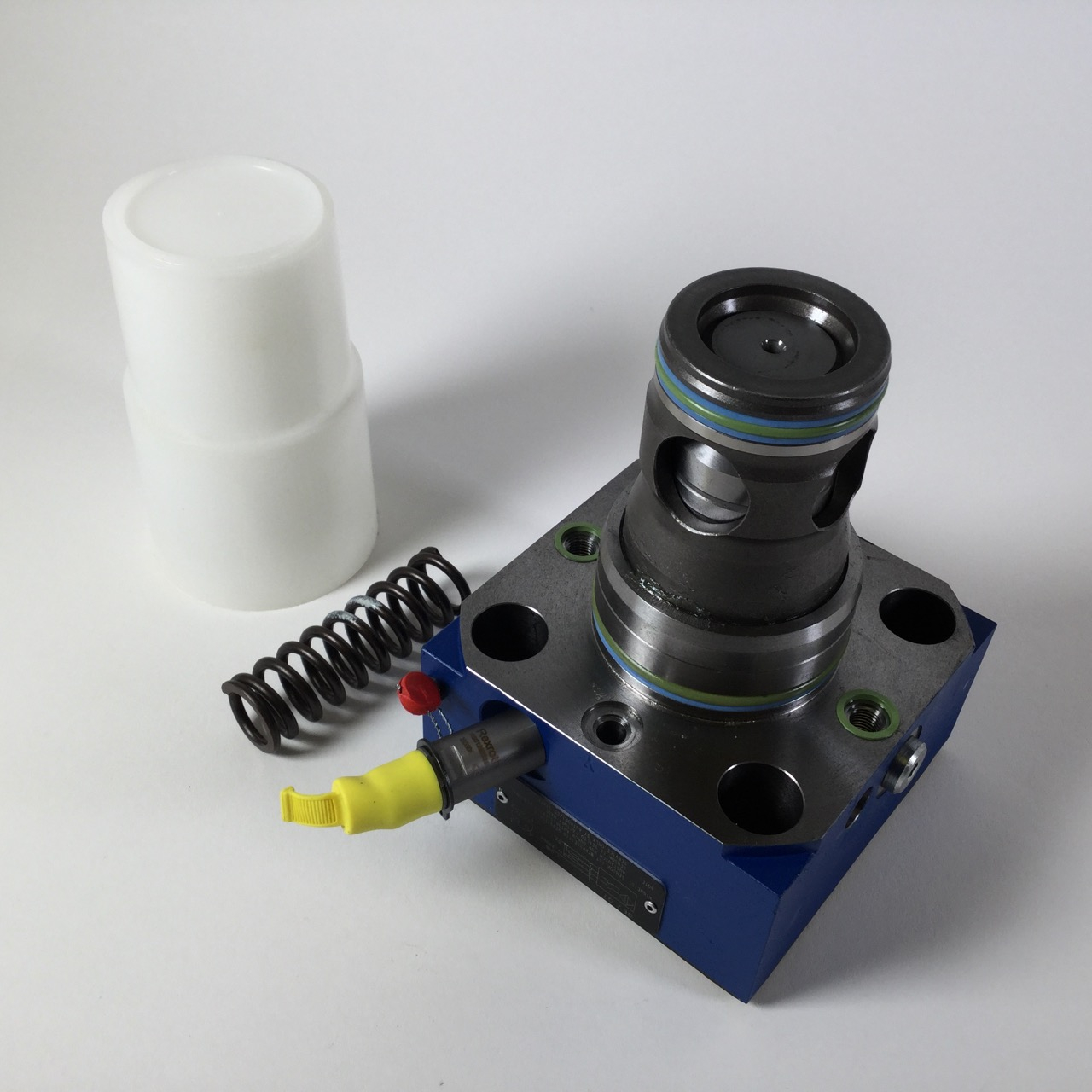 Rexroth R901270647 2-way Cartridge Valve Wegeventil 420Bar New NMP