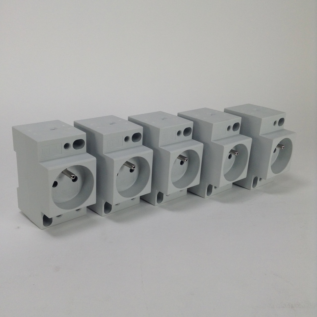 Merlin Gerin 15306 French Mains Sockets steckdose 250V 16A New NFP (5pieces)