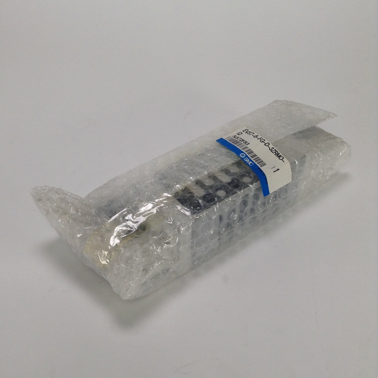 SMC EVS7-8-FG-D-3ZRMO-Q Magnetic Valve Magnetventil New NFP Sealed