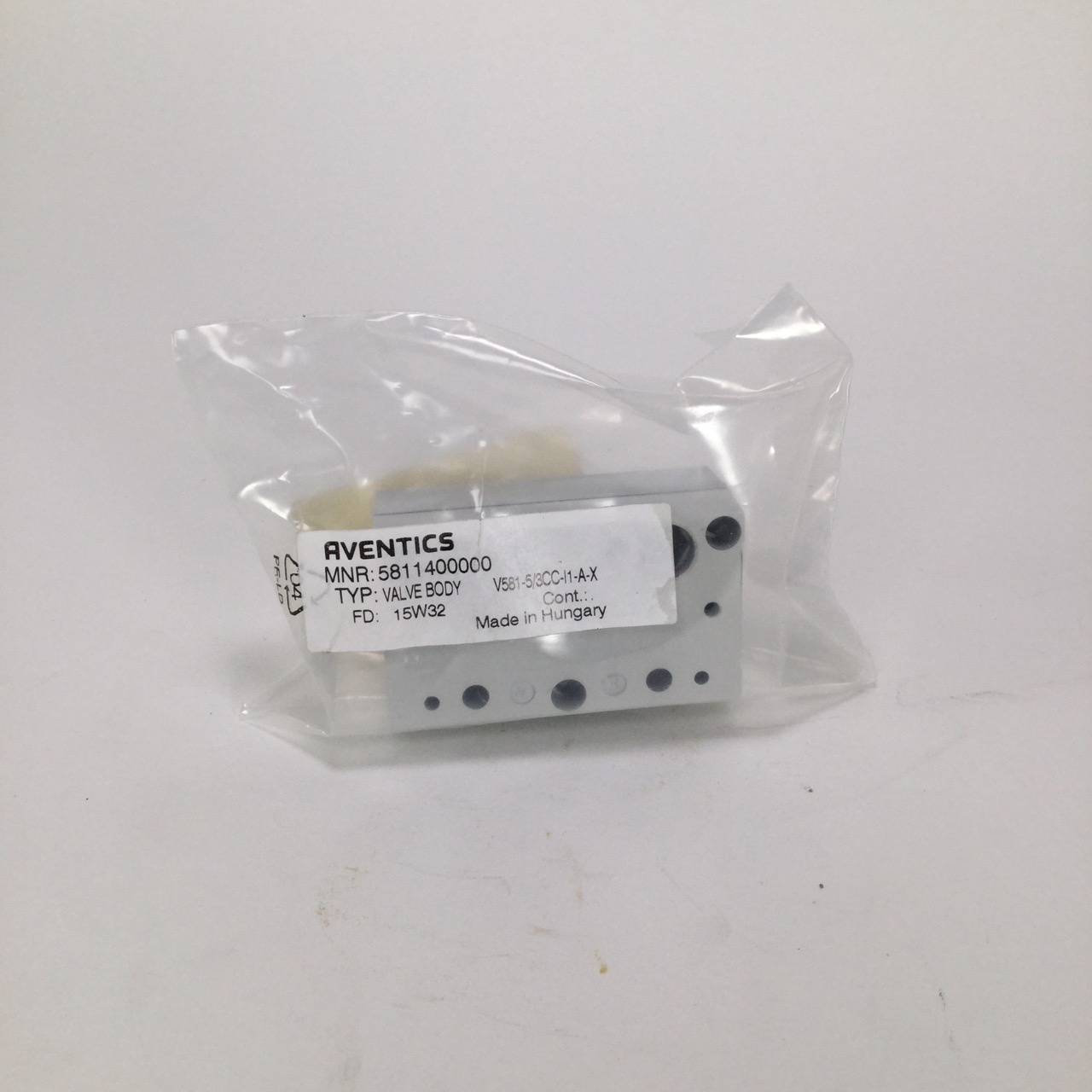 Aventics 5811400000 Valve Baseplate Ventil New NFP Sealed
