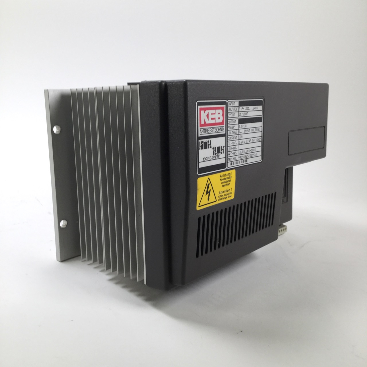 Keb 10.F0.200-0000 Frequency converter 3ph 200-240V 50/60Hz 4kVA Used UMP