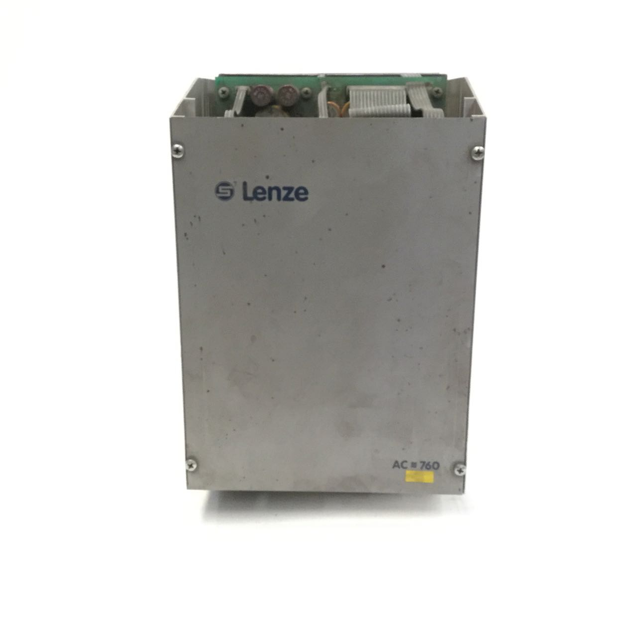 Lenze 762E4 324 512 Unit 3x 220/240V 7A 0-110Hz Used UMP
