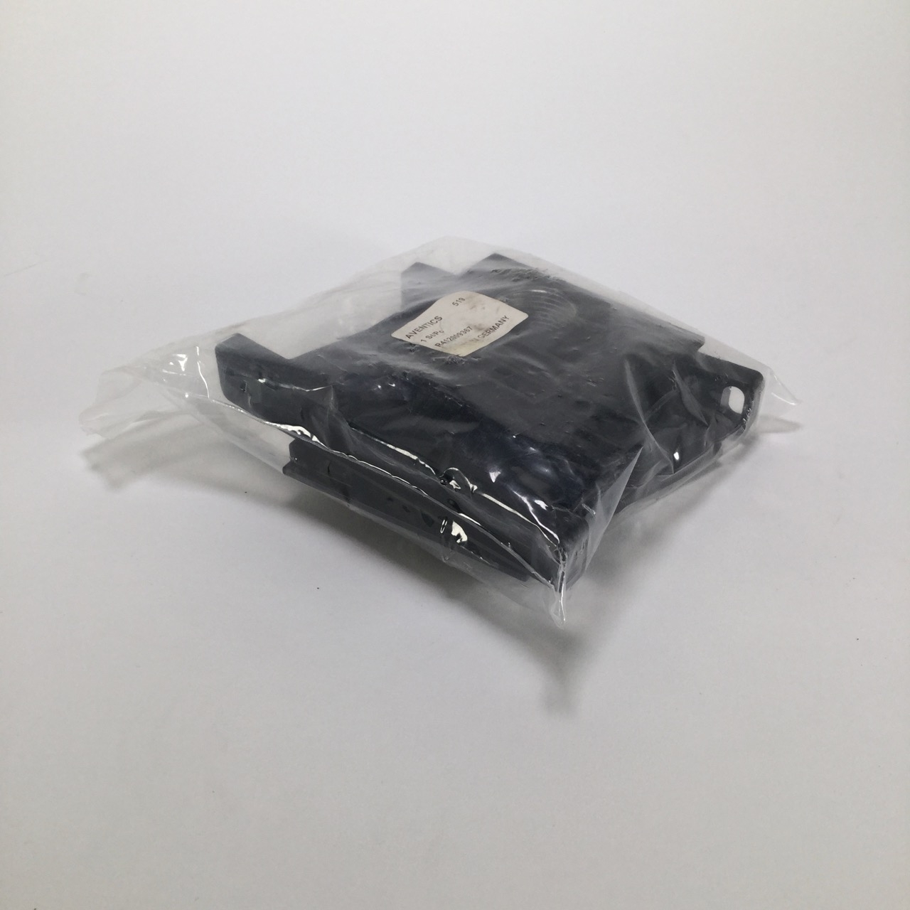 Aventics R412009367 Block Assembly New NFP