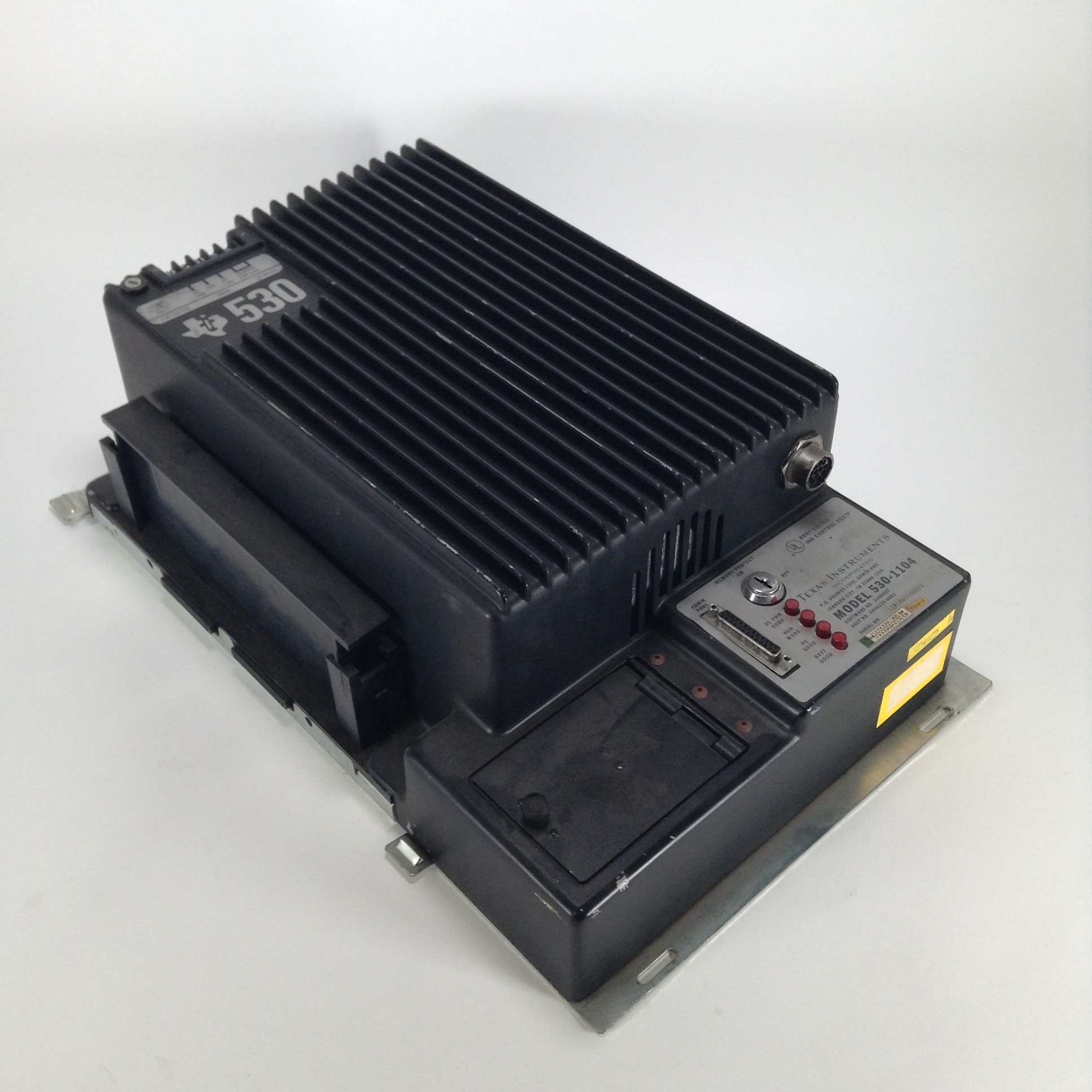 Texas Instruments 530-1104 Controller Module 110/220VAC 300V 50/60Hz UMP